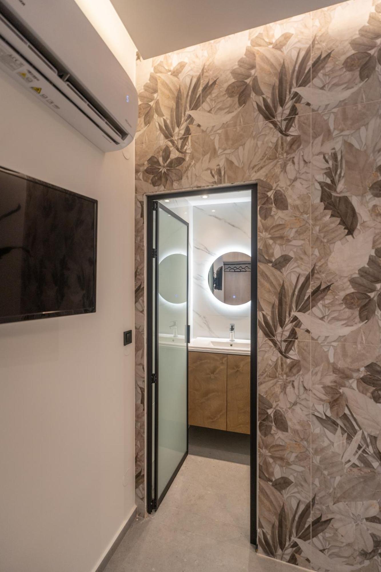 Le Fleur Suite Heraklion  Exterior photo